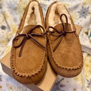 Ugg Dakota Slippers “Congac” brown suede moccasin slippers